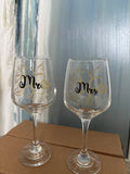 Mr. & Mrs. Wine Glasses Flower Design (9.5oz)